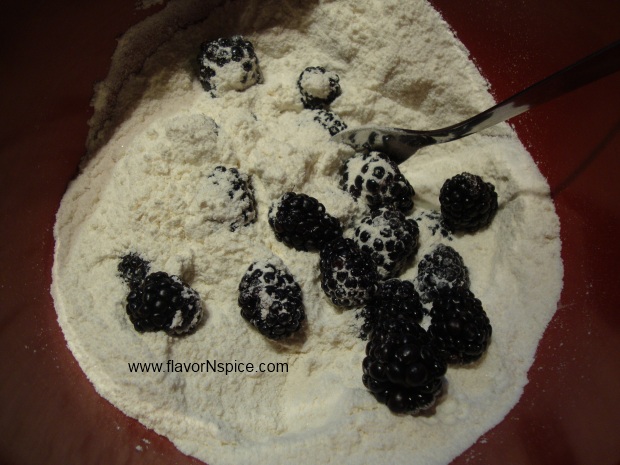 blackberry-limoncello-bread-3